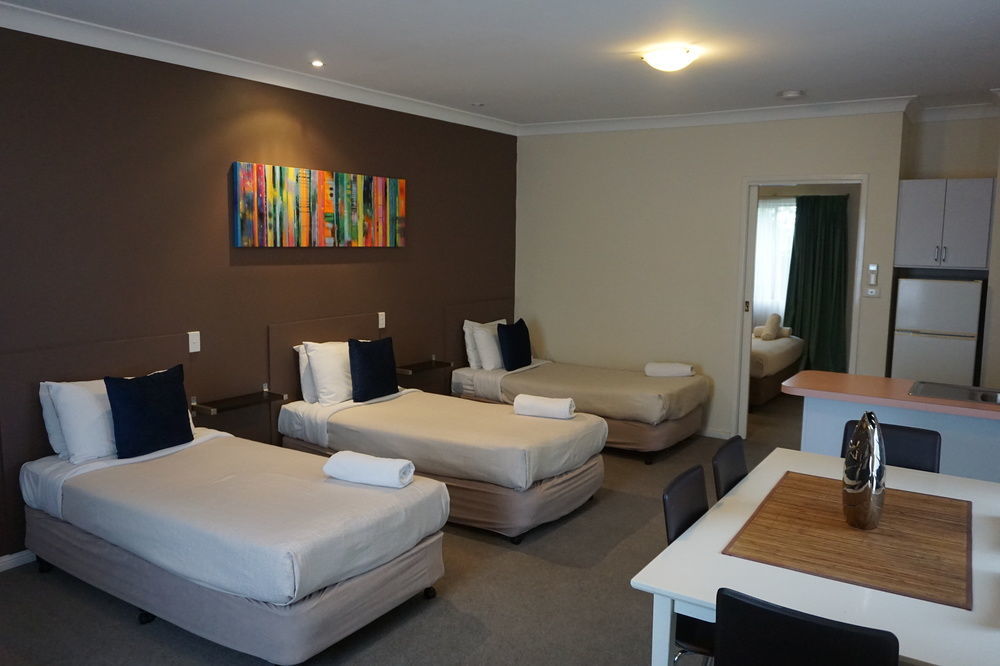 Lincoln Cottage Motor Inn Вагга-Вагга Екстер'єр фото